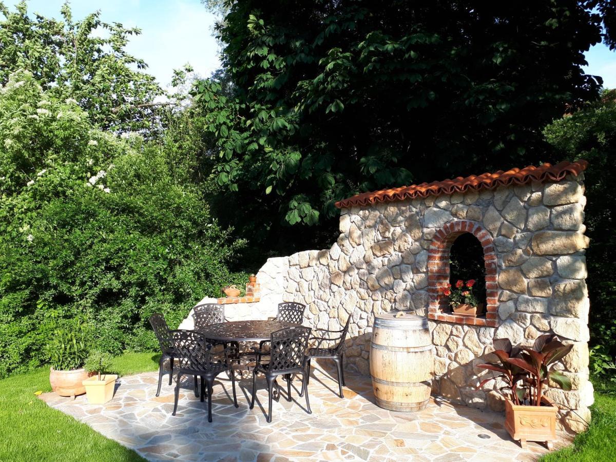 Ferienwohnung Pension Am Weinberg Mainstockheim Dış mekan fotoğraf